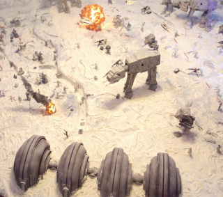Illustration for article titled Grown Man Turns Living Room Into Enormous, Incredible Battle Of Hoth Diorama